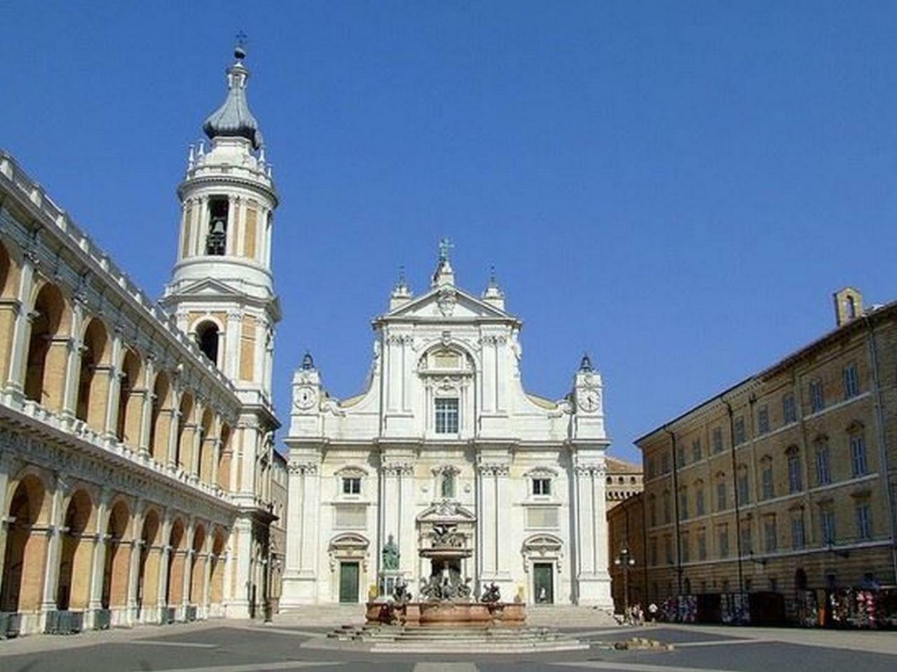 Appartamento A Palazzo Vinci Fermo Kültér fotó